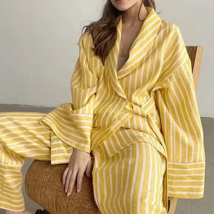 Gestreiftes Zweiteiler-Hosen-Set mit Langarmshirt – Casual & Loungewear