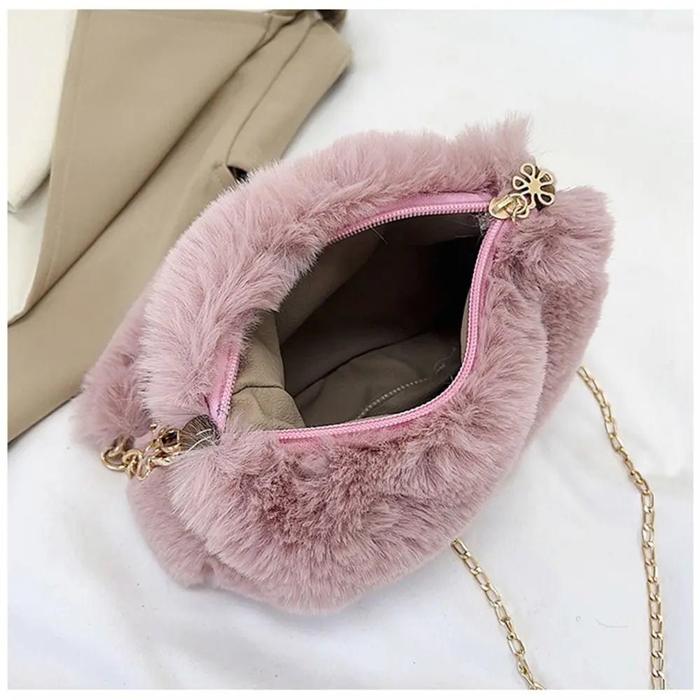 Damen Flauschige Schultertasche mit Kette