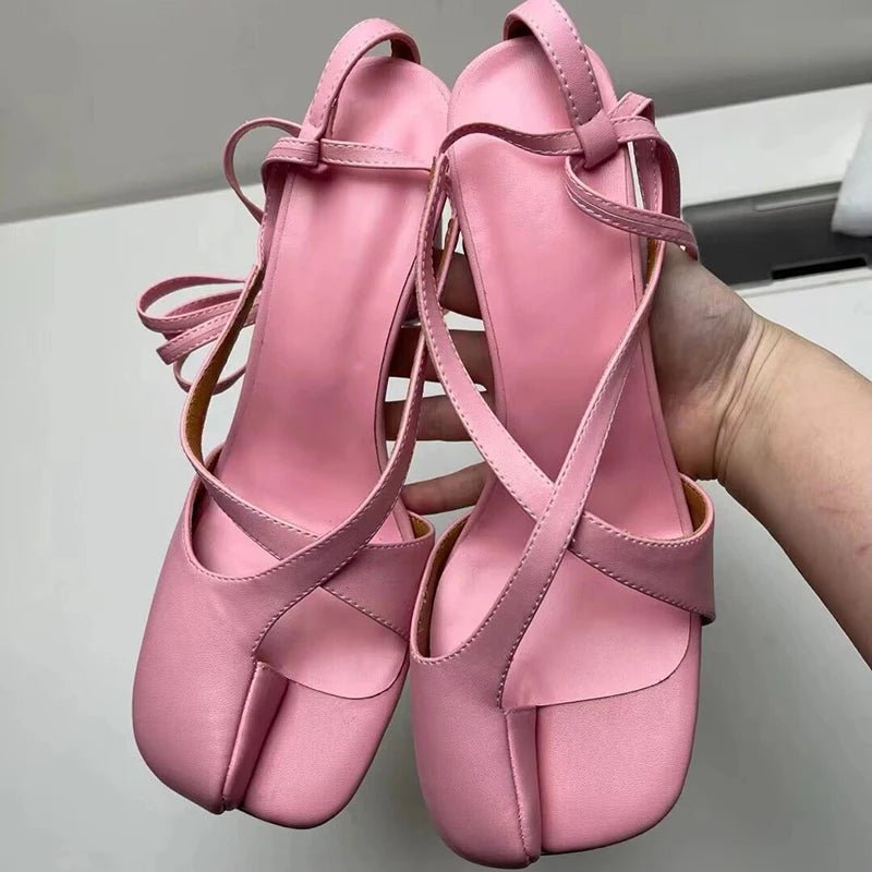 Elegante Damen-Sandalen mit spitzer Zehenpartie & Schnürung – Sommer Heels in Rosa