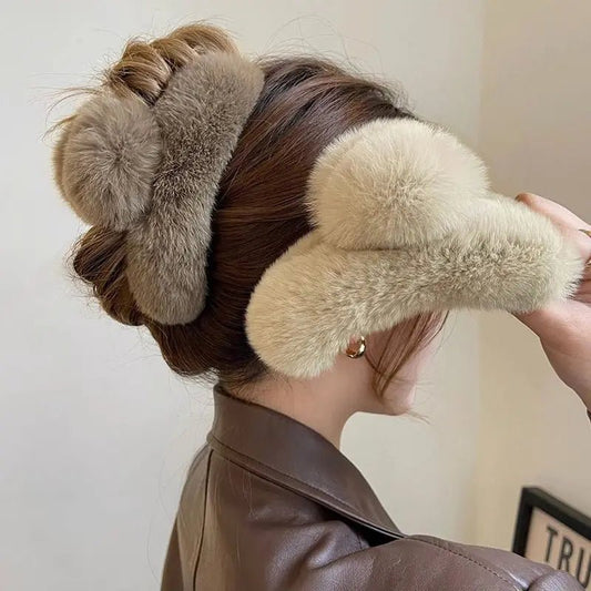Flauschige Haarspange Damen – Herbst Winter Claw Clip
