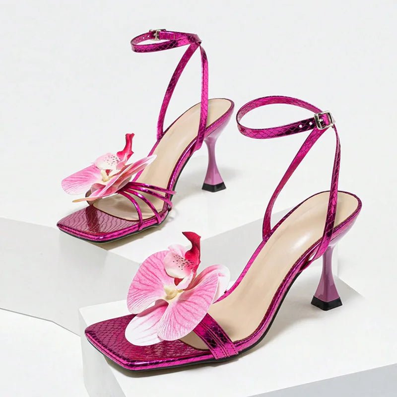 High Heels mit Blume – Elegante Ankle Strap Sandalen für Damen | Party & Kleid Schuhe | Sommertrend 2025
