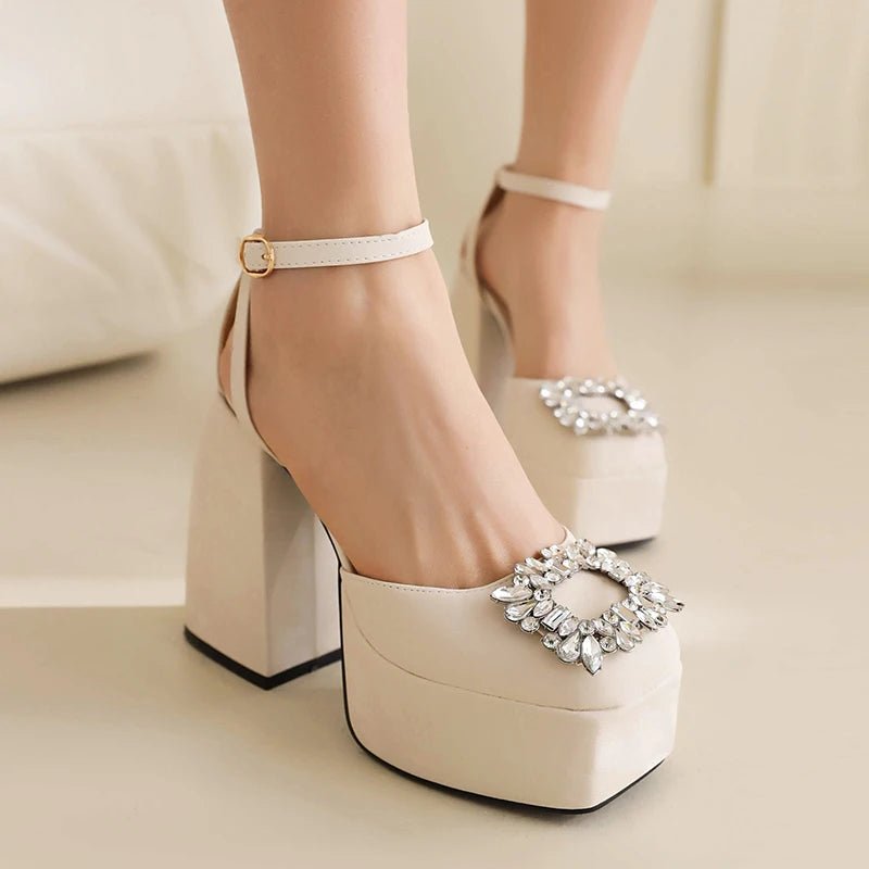 Plus Size Plateau-Sandalen Satin High Heels mit Strass, Karree-Design & Knöchelriemen