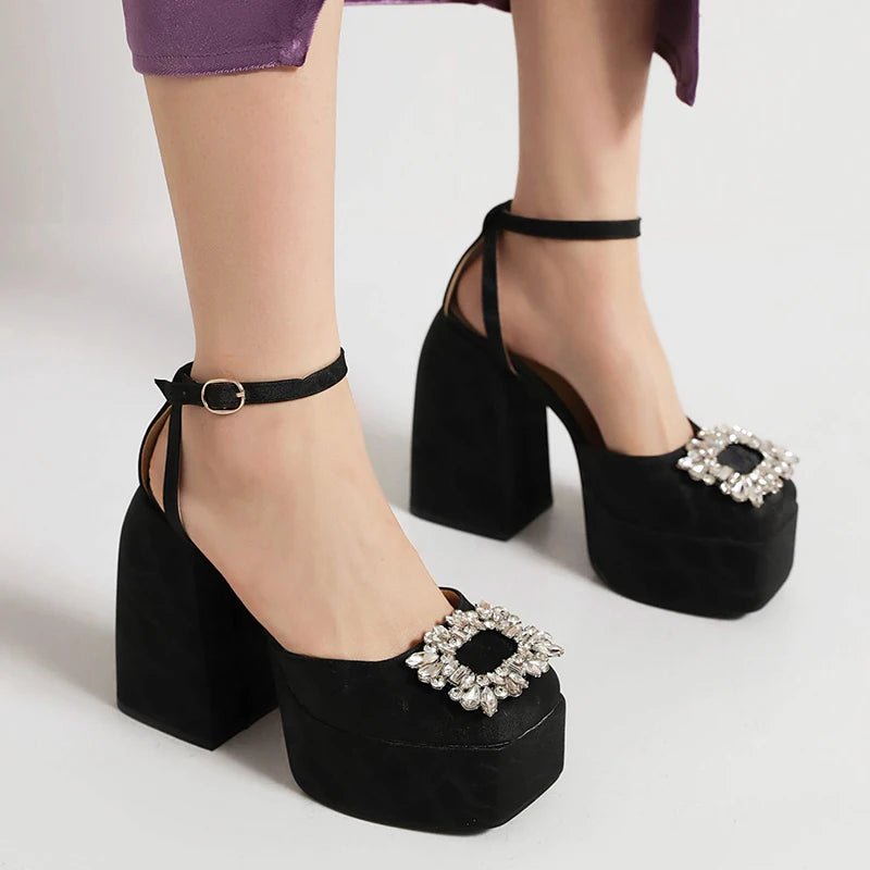 Plus Size Plateau-Sandalen Satin High Heels mit Strass, Karree-Design & Knöchelriemen