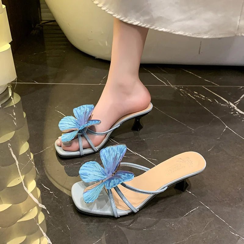 Schmetterling Sandalen Damen – Bequeme Sommer-Flip-Flops mit Absatz