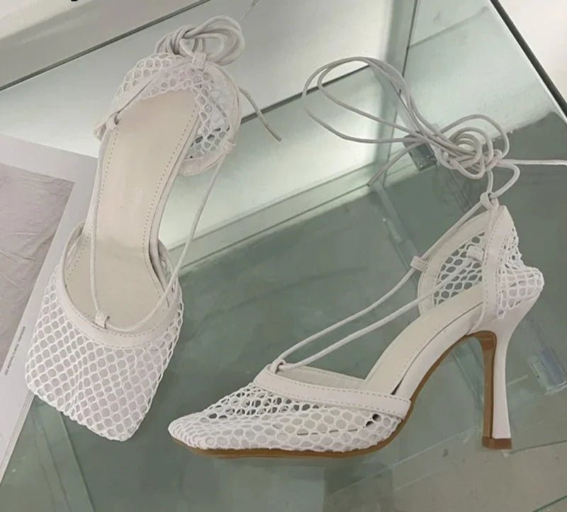 Stiletto Sandalen mit Karree-Spitze & Schnürung, sexy Pumps für Damen, elegant & modern