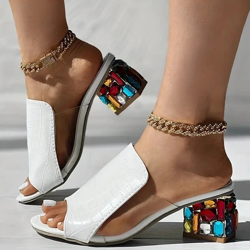 Trendige Damen-Sandalen mit quadratischem Absatz – Offene Spitze, modisch & bequem